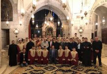 Հայ պատվիրակները Երուսաղեմի Հայոց Պատրիարքարանում քննարկել են ժառանգավորների հայկական բանակ զորակոչելու հարցը Հայաստանի պատվիրակությունն Երուսաղեմի Սուրբ Հարության տաճարում