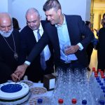 Լուսանկարում՝ Նշան Բալյանը(մեջտեղում) – Սեպտեմբերի 28 – ին Էջմիածնում ցուցահանդեսի բացման արարողությունից հետո