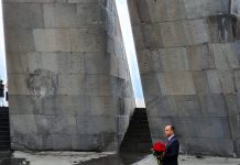 Սփյուռքի գործերի գլխավոր հանձնակատար Զարեհ Սինանյանի ուղերձը՝ Հայոց ցեղասպանության 105-րդ տարելիցի կապակցությամբ Սփյուռքի գործերի գլխավոր հանձնակատար Զարեհ Սինանյանը Ծիծեռնակաբերդում