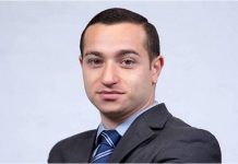 «ՈՎ ՀԱՅ ԺՈՂՈՎՈւՐԴ, ՔՈ ՄԻԱԿ ՓՐԿՈւԹՅՈւՆԸ ՔՈ ՀԱՎԱՔԱԿԱՆ ՈւԺԻ ՄԵՋ Է». Լուսանկարում՝ Մխիթար Հայրապետյան ՀՀ ԱԺ պատգամավոր ՀՀ ԱԺ գիտության, կրթության, մշակույթի, սփյուռքի, երիտասարդության և սպորտի հարցերի մշտական հանձնաժողովի նախագահ