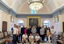 Երեկ Երուսաղեմի հայ պատրիարք Ամեն. Տ. Նուրհան արք. Մանուկյանը ընդունել է Արցախի 44-օրյա պատերազմում վիրավորված զինվորներին, Ազգային Ժողովի պատգամավորներին ու պաշտոնյաներին: Լուսանկարում՝ Երուսաղեմի հայ պատրիարք Ամեն. Տ. Նուրհան արք. Մանուկյանն ընդունեց 44-օրյա պատերազմում վիրավորված զինվորների, Ազգային Ժողովի պատգամավորների ու պաշտոնյաների հետ