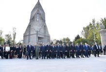 Վարչապետը հարգանքի տուրք է մատուցել հանուն Հայրենիքի անկախության կյանքը նվիրաբերած հայորդիների հիշատակին